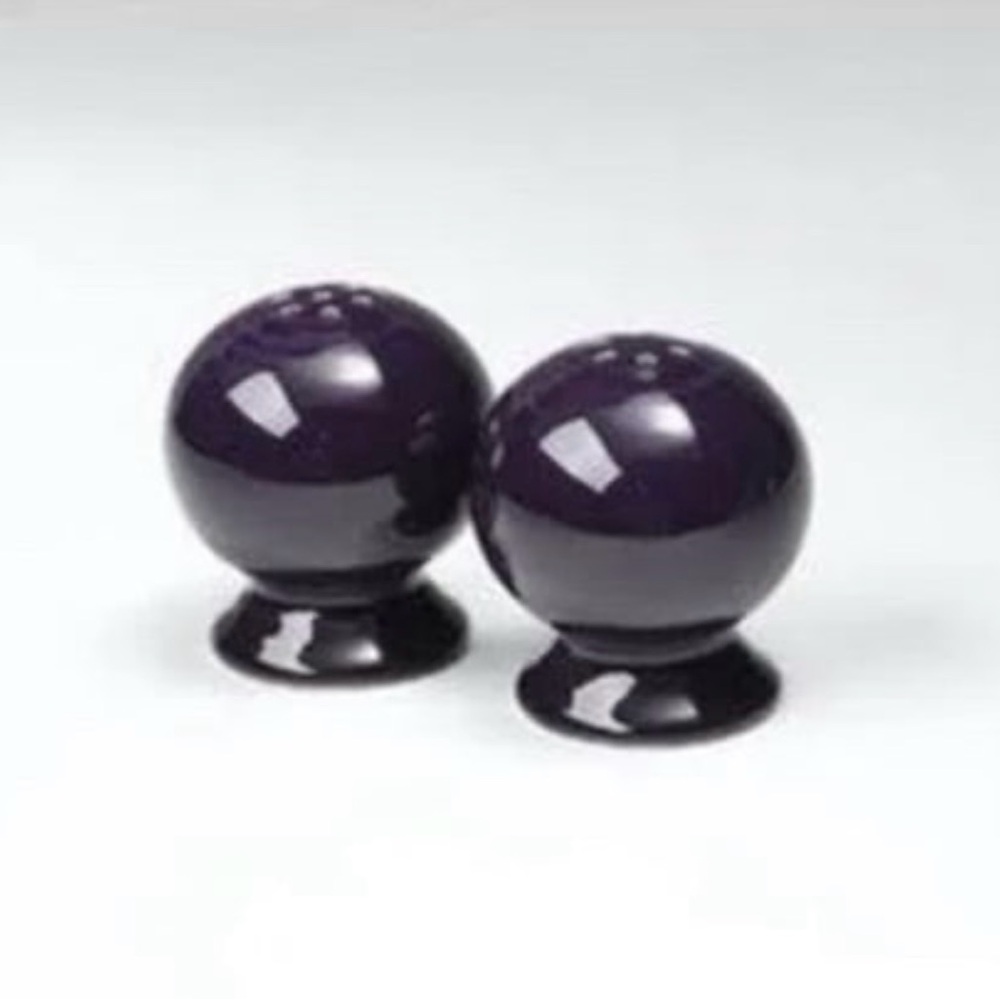 Homer Laughlin Fiesta Plum Salt & Pepper Set 2